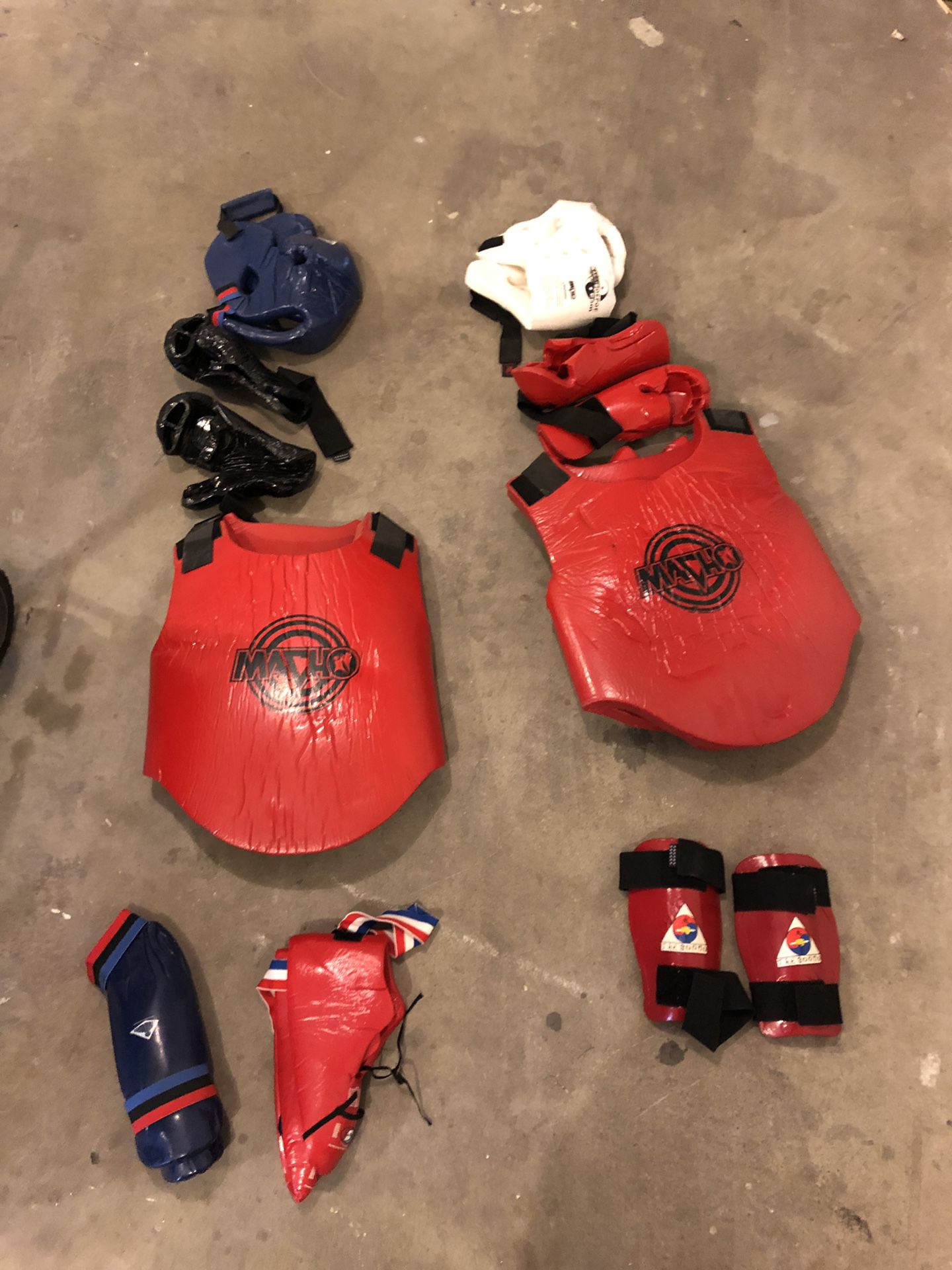 sparring gear. set of two.