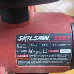 Skilsaw electric saw in good condition. pick up in Bethesda MD