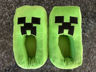 Minecraft Creeper Plush Slippers
