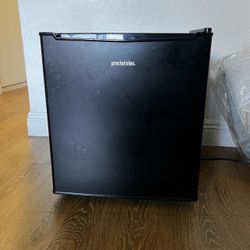 Mini Refrigerator 