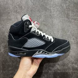 𝐎𝐧l𝐲 𝐫𝐞𝐩l𝐲 𝐨𝐧 𝐈G : 𝐓𝐎𝐏𝐤𝐢𝐜𝐤𝐬𝟒𝟒𝟒                                   Jordan 5 Black Metallic Reimagined
