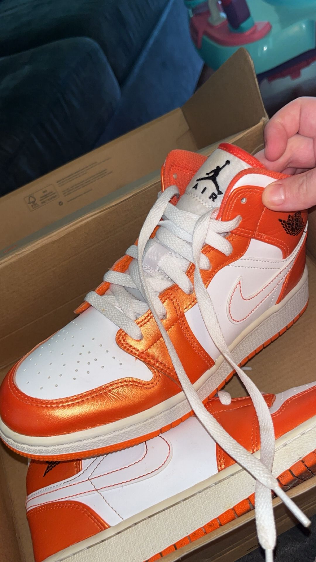 1s mid orange