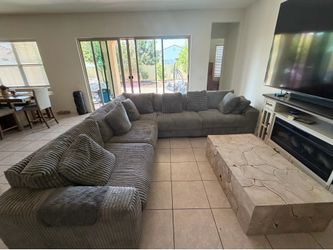 Lindyn Gray 5-Piece Sectional