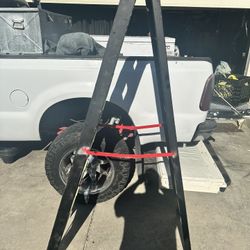 6 Foot Ladder