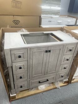 Bathroom vanity cabinet 42” solid mango Quartz top with sink and backsplash