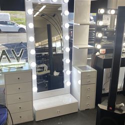 Start your own nail business with nail service repair station! Was $599 now $299 new ready for delivery includes safety masks 500 free