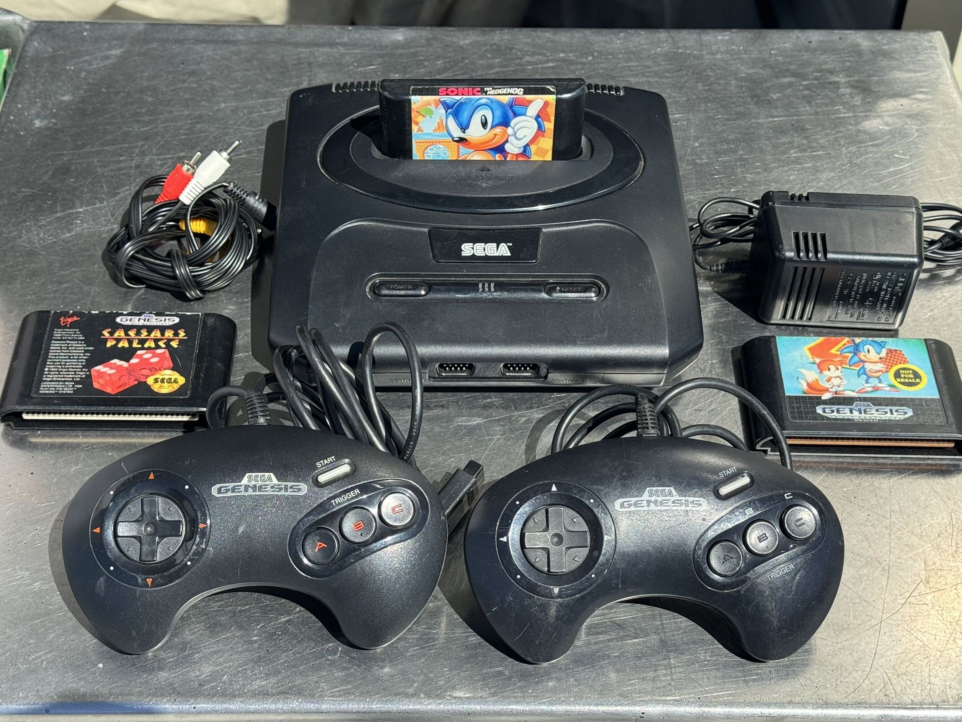 Sega Genesis W/3 Games