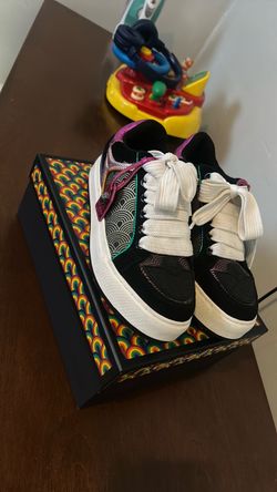 Kurt Geigers only worn 2 times with box ! Size 9 women