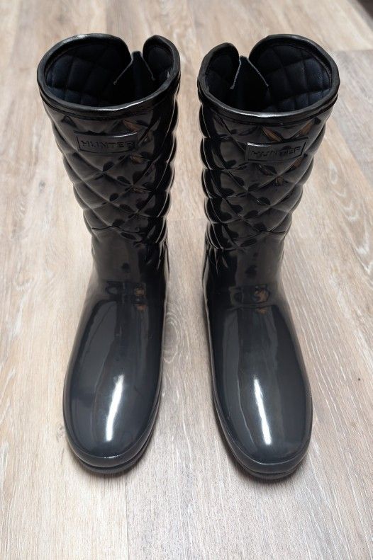 Hunter Boots woman's 6---lightly Used