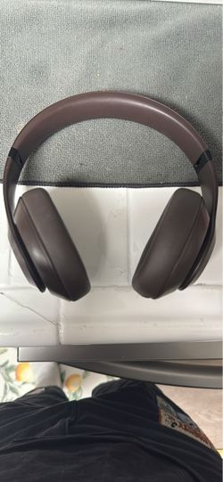 Beats Studio3 Wireless Over-Ear Headphones - Deep Die
