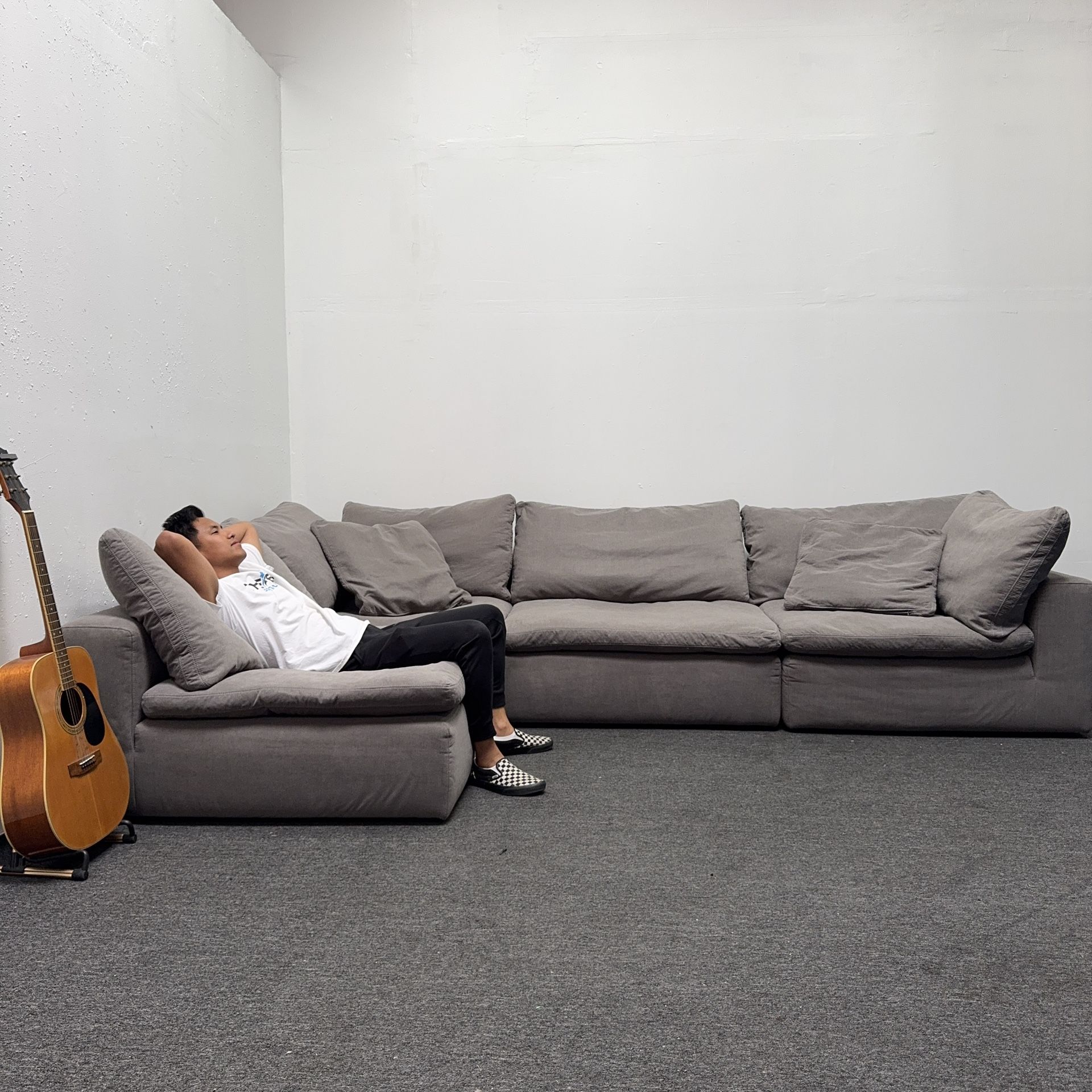 50% OFF 🔥 4pc Cloud Couch (Lounge) - Good as new - Can Deliver - Modular Sectional
