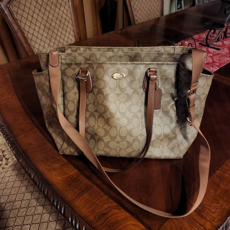 Discount coach shop diaper bag