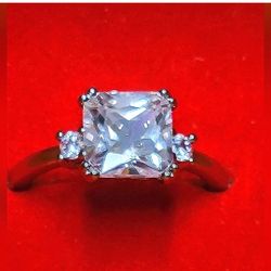 .925 Sterling Silver Ring - NEW - SIZE 6