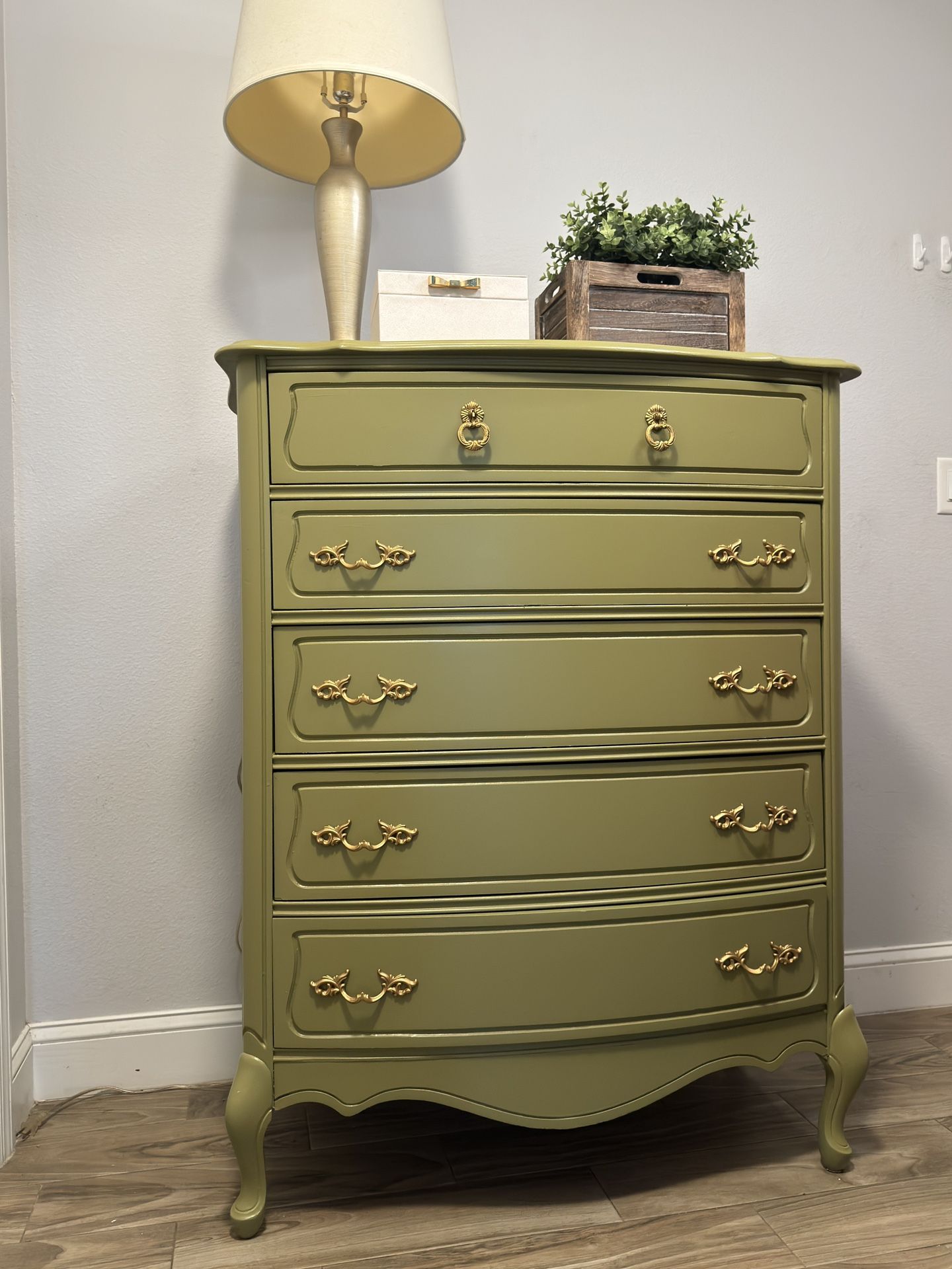 DISNEY PRINCESS & THE FROG INSPIRED* CHEST OF DRAWERS