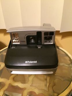 Polaroid One600 (100mm Focus Range 2ft)