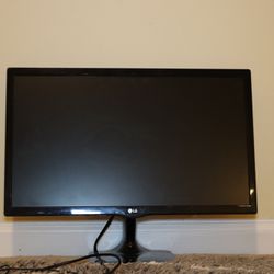 LG 24" Monitor - $80 (Sterling)