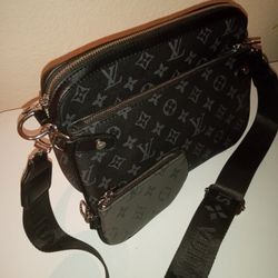 Louis Vuitton Messenger Bag