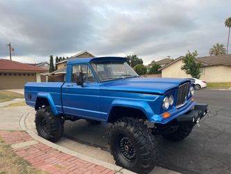 Vintage Jeep Gladiator