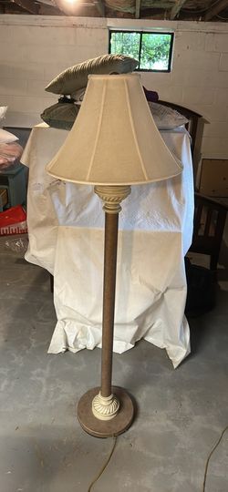 Floor lamp