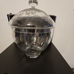 Fifth Avenue Crystal Embossed Bowl with Lid Romania Approx 8 1/2" Tall