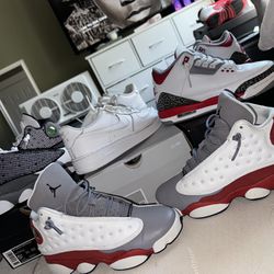 4 Pairs Of Sneakers 
