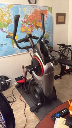 Bowflex Max Trainer M5 like new for $250