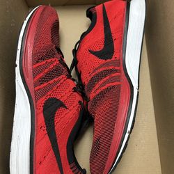 Nike flyknit trainer