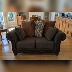 Loveseat Dark Brown Textured Fabric - Good – Waterbury, CT