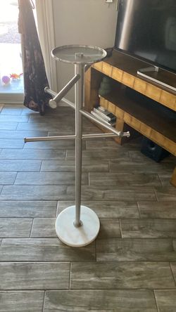 Towel holder