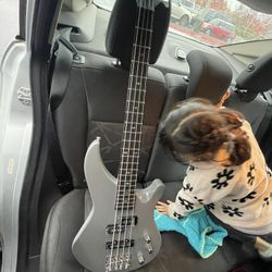 Mitchell Mb 100 Short Scale Bass