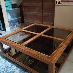 Late 90's/Early 00's Corner Table