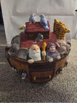 Harry & David Noah's Ark Cookie Jar