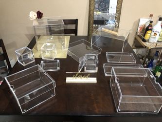 Acrylic Displays for Parties