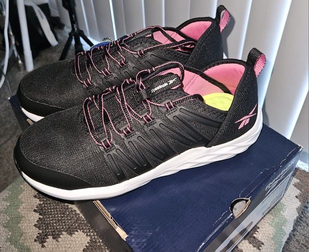 New Women's Steel toe Shoe