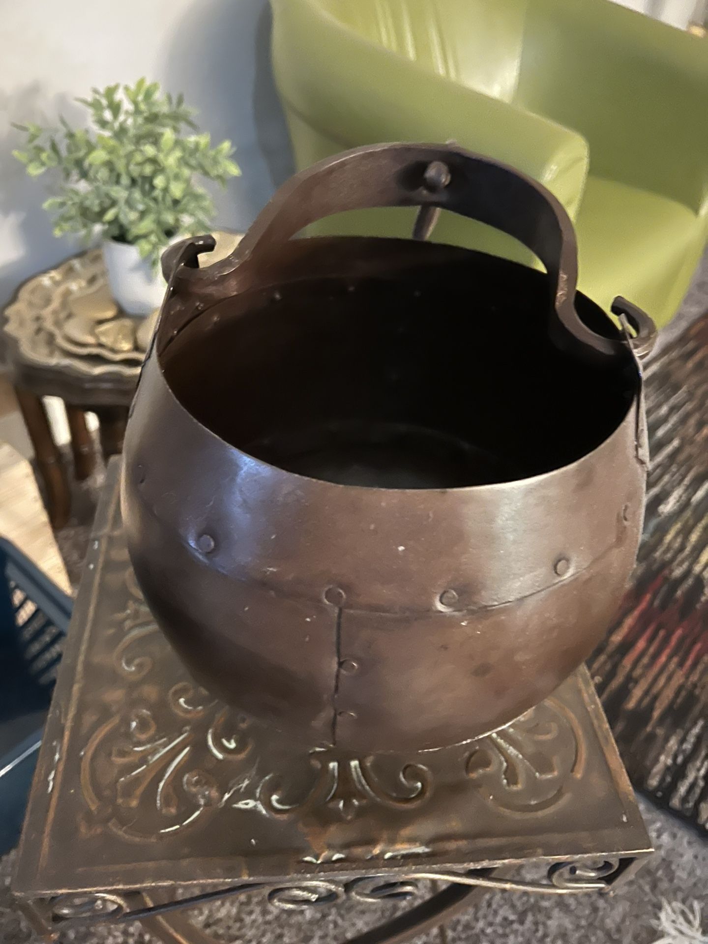 Heavy metal bowl/decor