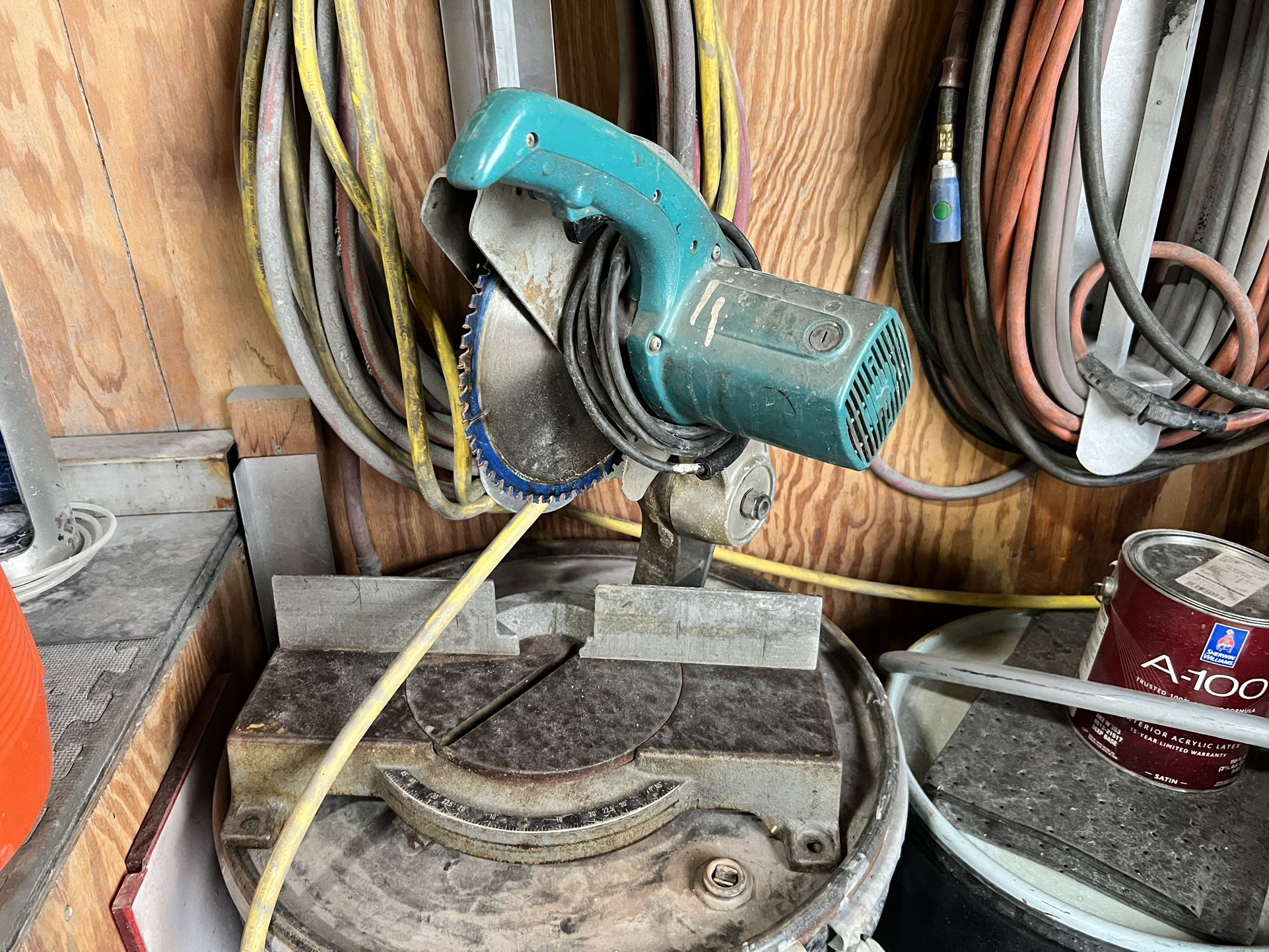 10’’ Makita Miter Saw