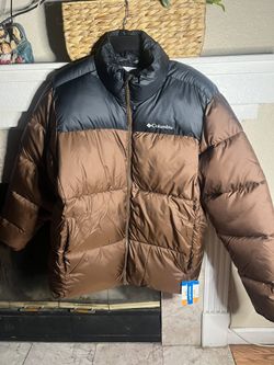 New Columbia Puffer Jacket (L)