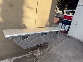 caja de herramientas para troca chica con llave 🔑 tacoma s10 Ranger frontier colorado  Dakota