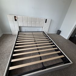 Queen Platform Bed With Reading Lamp USB Charger Port