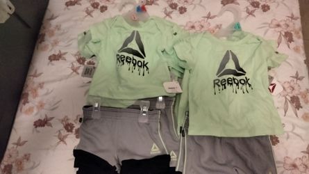 Brand new babies outfit $4 each