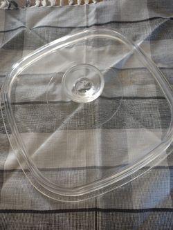 Pyrex 18-in Square Glass Lid