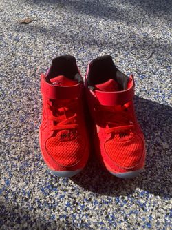 Nike Kids' Ja 2 Basketball Shoes. Size US 12C. Red/pink $35