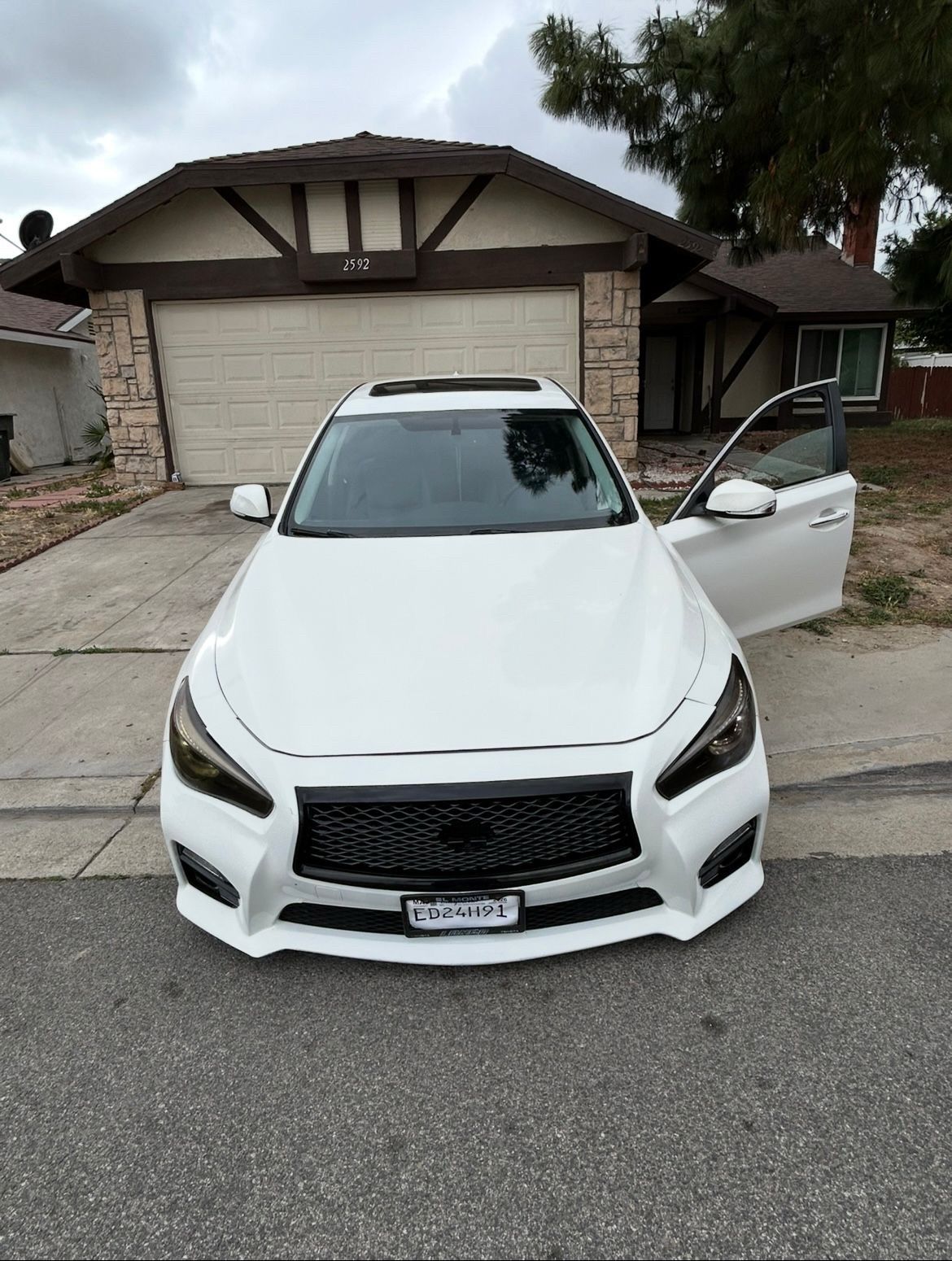 2014 Infiniti Q50