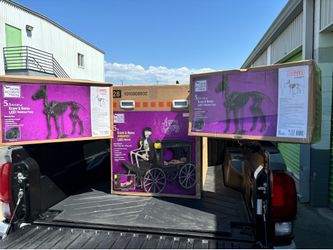 NEW Halloween  Hearse and 2 Pony’s