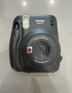 Fujifilm Instax Mini 11 Instant Film Camera