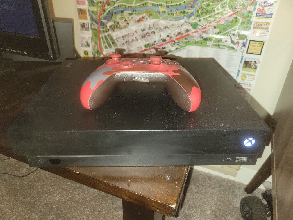 Xbox One X With Controller 1TB