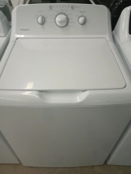Hotpoint Washer w/Hoses + 30 Day Warranty (Delivery & Setup Available)
