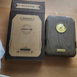 AWOTE Travel Cigar Humidor Case NIB!