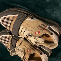 Burberry Men’s Shoes -OBO