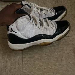 Jordan 11s 